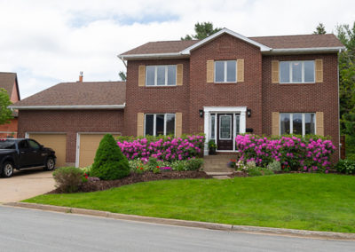 *** SOLD *** 22 Snowy Owl Dr, Bedford